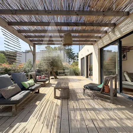 Villa En Bois Moderne, Comfort Pour 6 Personnes Proche Des Plages
